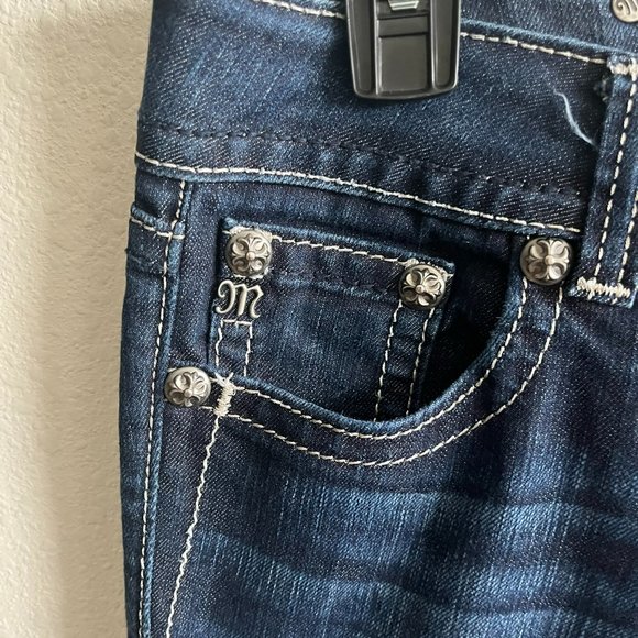 NWOT Miss Me Dark Wash Embellished Skinny Jeans Size 27 Style JP46565 - Picture 7 of 14